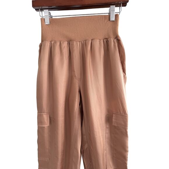 Cinq a Sept Giles Pants NWT Satin Utility Cargo Jogger Size XS Sahara Brown - Picture 5 of 6